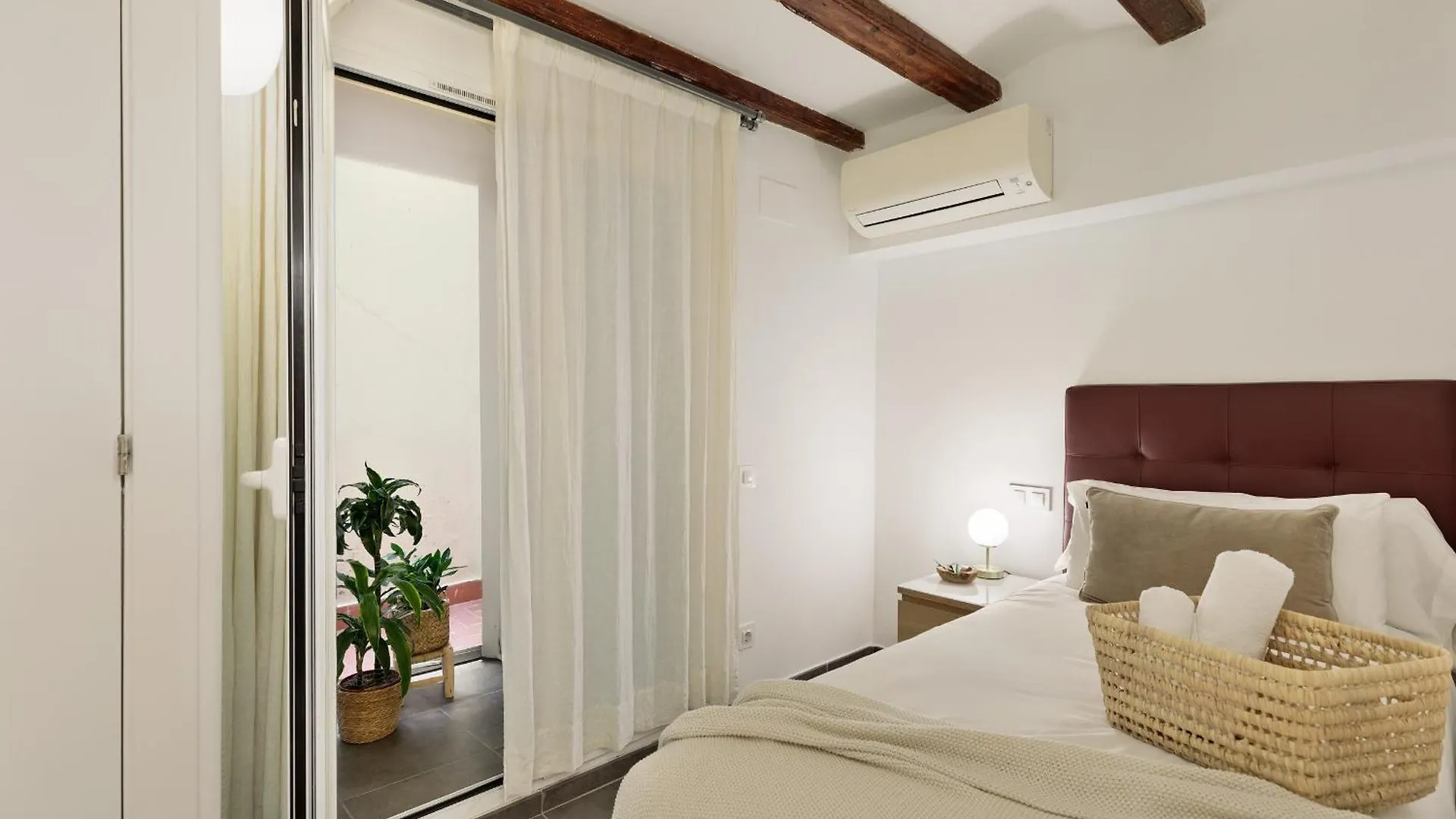 Ola Living Macba Apartment Barcelona