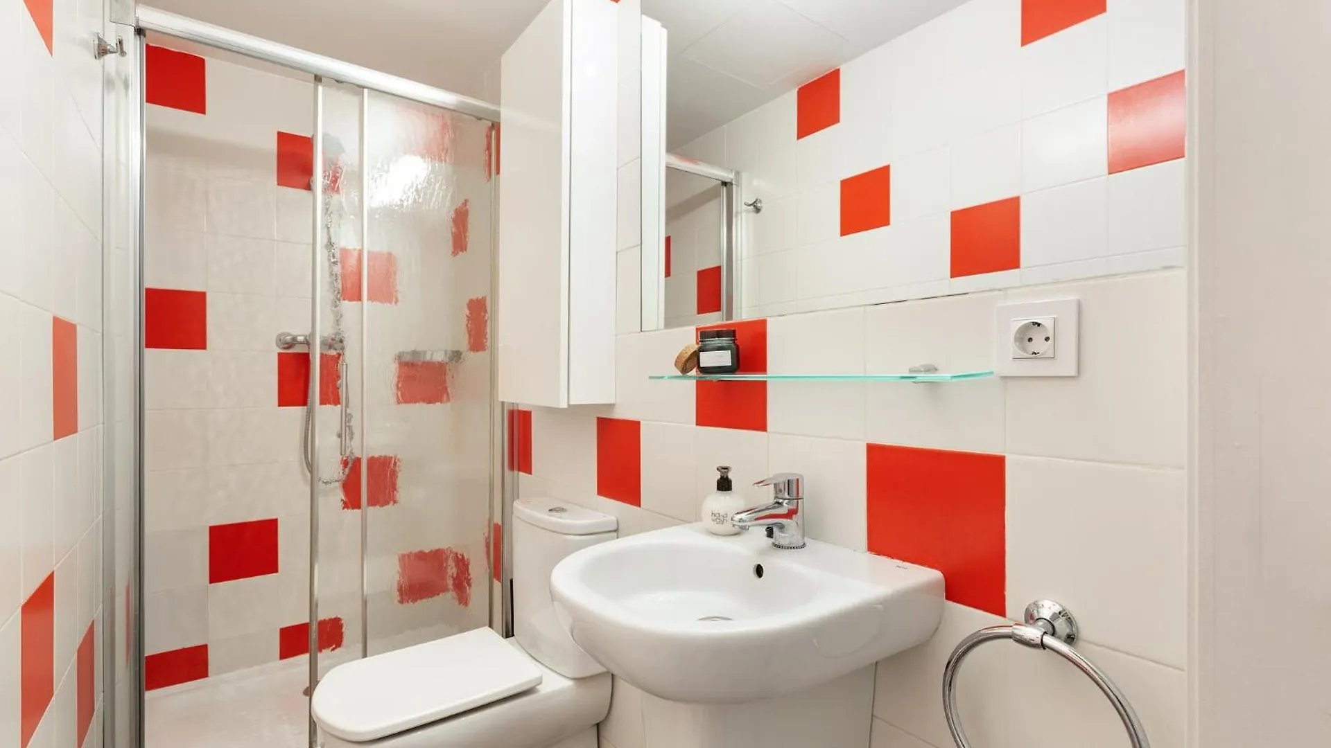 Ola Living Macba Appartement Barcelona Spanje